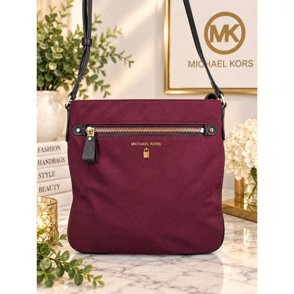 Michael Kors Nylon Kelsey LG Crossbody Bag Plum Purple 32F7G02C3C New
